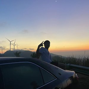 与朋友高级会所操富婆
